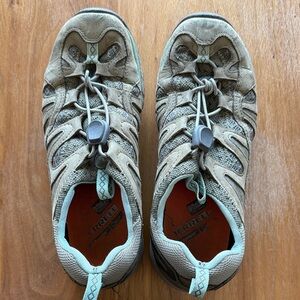 Merrell Tan and Gray Hiking Shoes